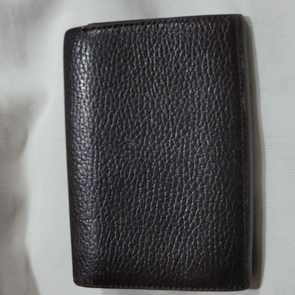 Burberry pebbled Leather bifold Wallet - Picture 2 of 16